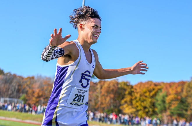 Devan Kipyego (shown winning the 2021 Boys Cross Country State Championship Meet) was the most dominant cross country runner in Rhode Island this fall and Monday was named the Gatorade RI Cross Country Runner of the Year.