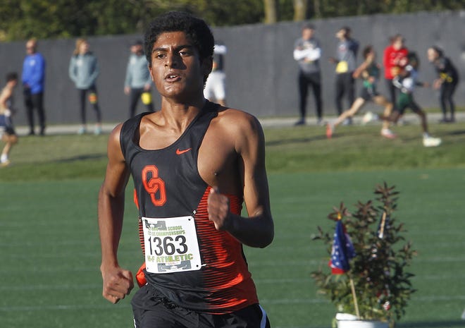 Orange sophomore Saketh Rudraraju placed 16th in the Division I state meet Nov. 6 at Fortress Obetz despite losing both of his shoes approximately 400 meters into the race.