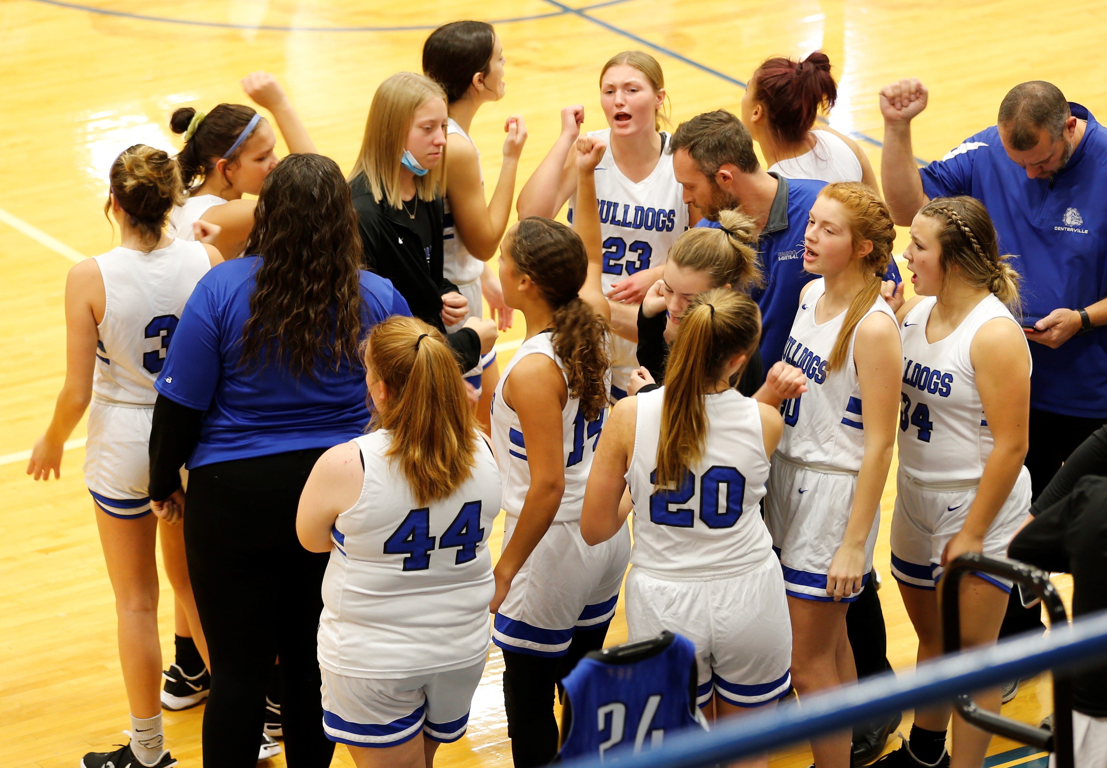 Centerville girls basketball looks to build resiliency after big loss