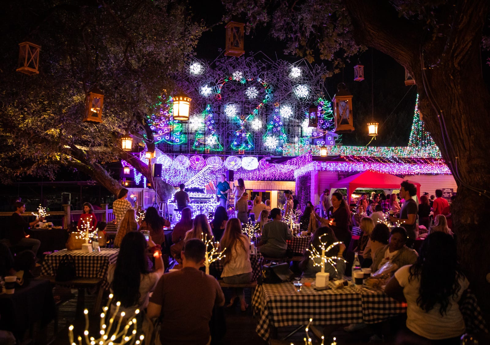Christmas Events Texas Austin 2021 A 2021 Guide To Holiday Fun In And Around Central Texas