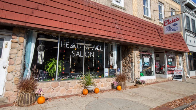 Head Space in Red Bank NJ offers hair styling, psychic readings