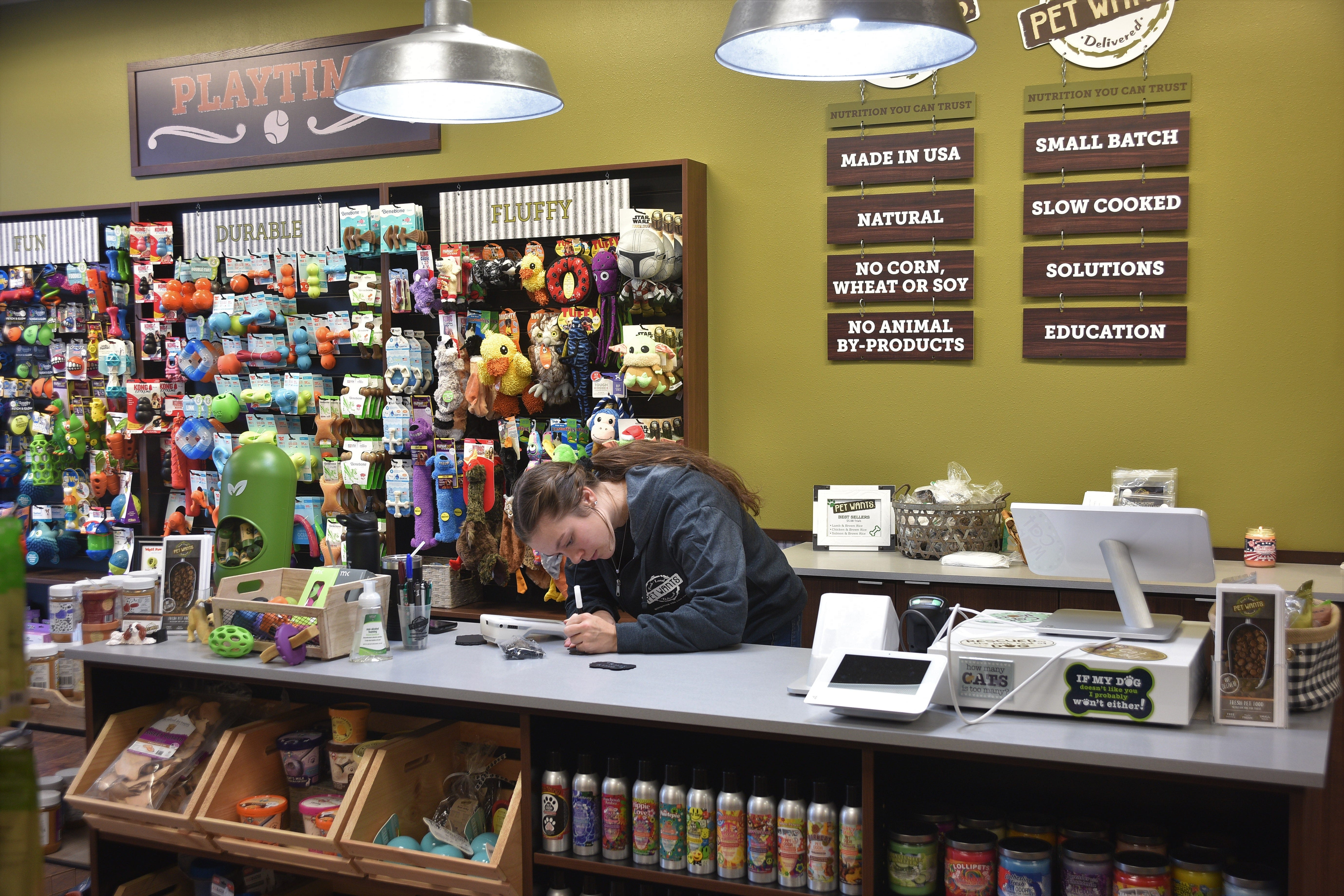 non chain pet stores near me