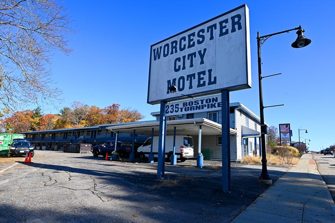 SHREWSBURY-  Worcester City Motel