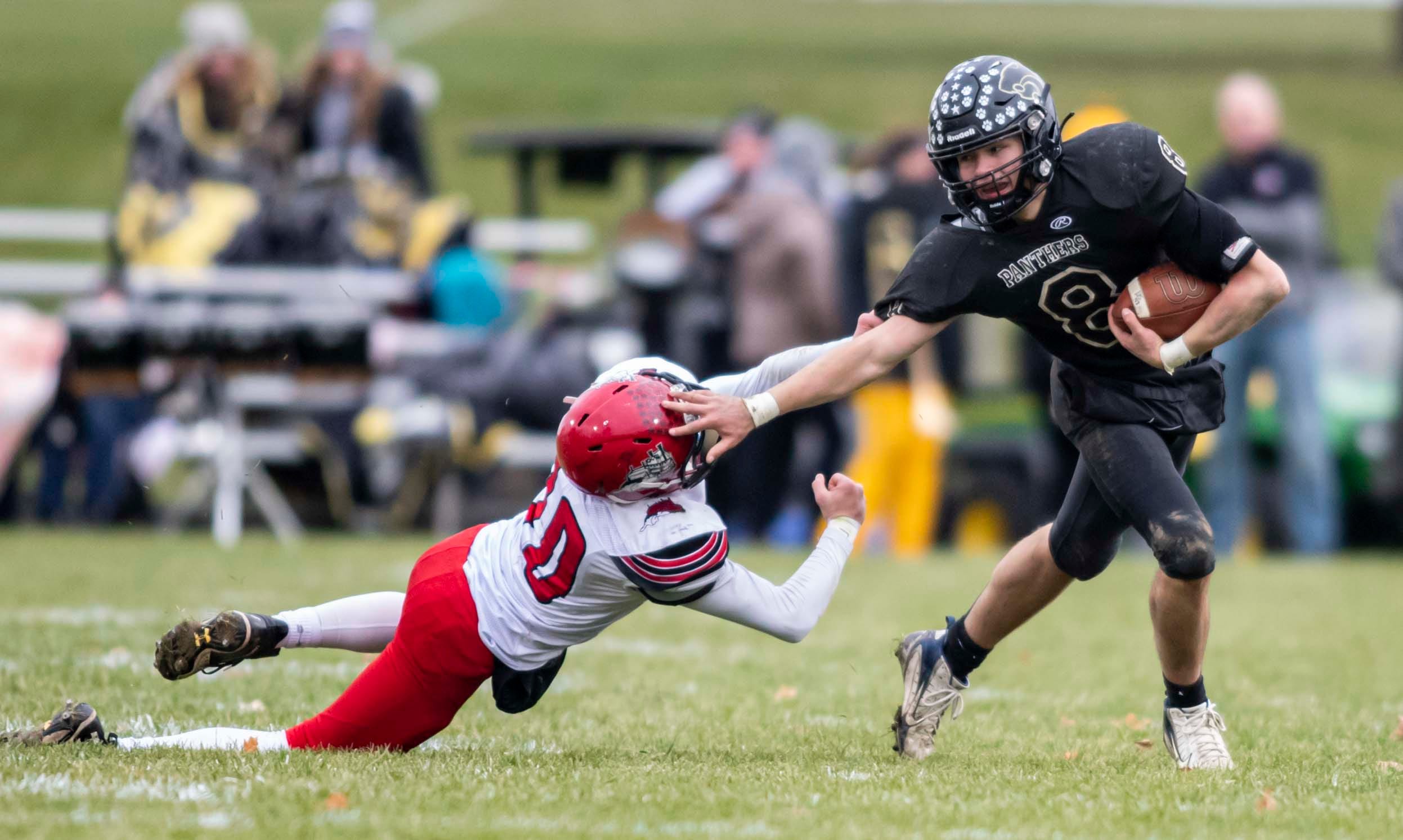 IHSA football Halfback leads LenaWinslow past Fulton into 1A semis