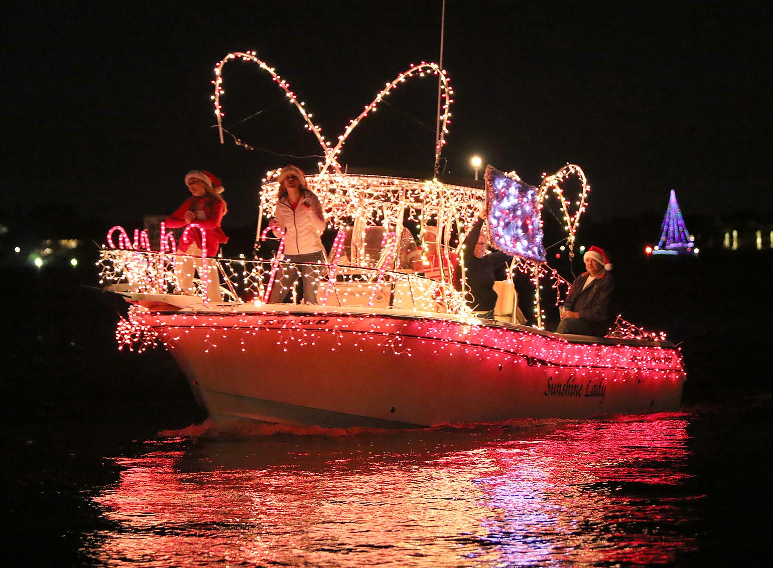 Christmas Lights Riverwalk Bradenton Fl 2022 Top 5 Things To Do This Weekend In Sarasota-Bradenton-Venice Dec.10-12