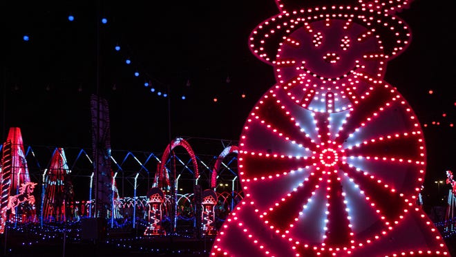 Christmas Lights In Phoenix 2021 World Of Illumination 2021 In Metro Phoenix Tickets Locations Christmas Lights In Phoenix 2021 World Of Illumination 2021 In Metro Phoenix Tickets Locations