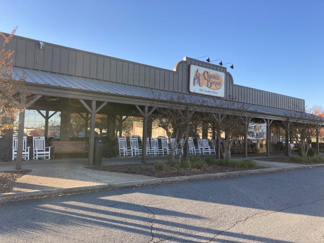 Cracker Barrel in Lexington will be open on Thanksgiving Day serving its usual offerings and the traditional Thanksgiving meal. (Nov. 15, 2021)