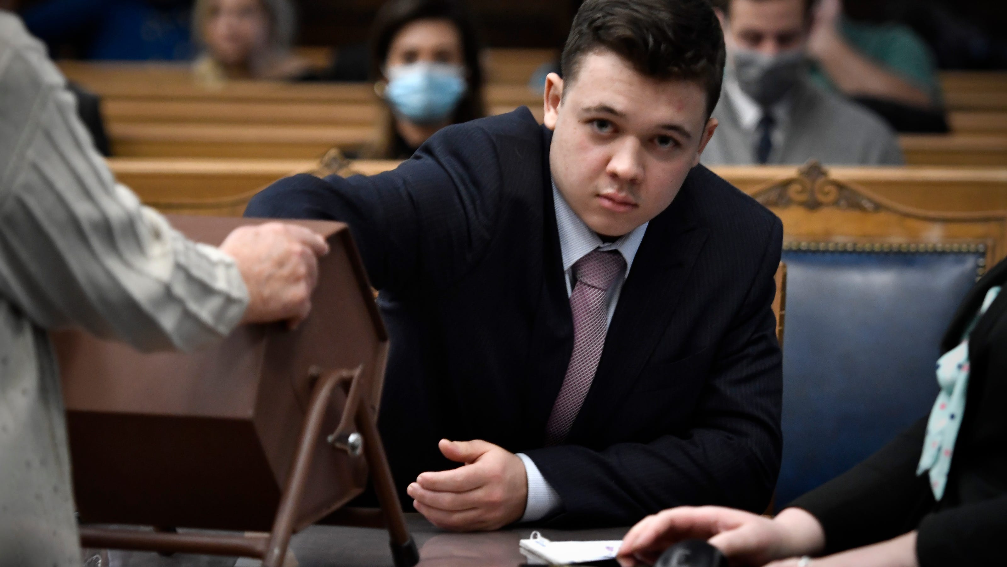 Kyle Rittenhouse trial replay: Jury ends day 3 without verdict