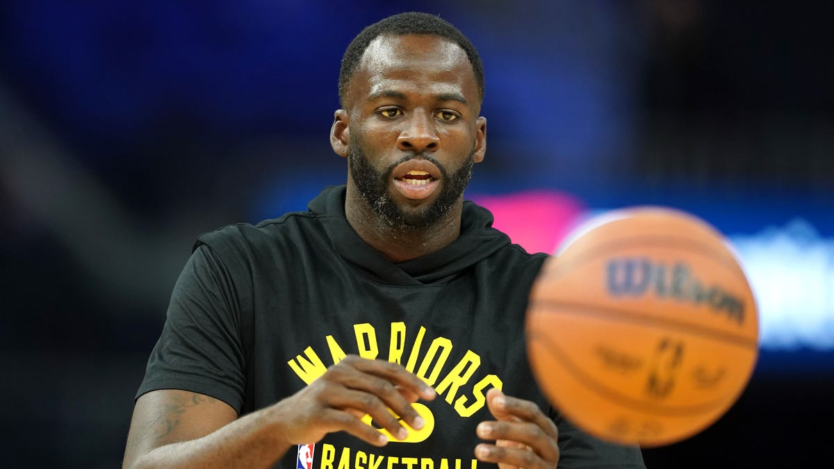 Draymond Green will put the "Manning curse" to the test Tuesday when the Warriors play the Nets.