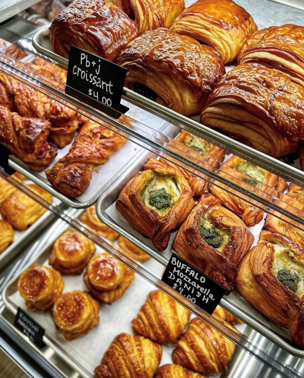 Indianapolis bakeries Amelia's opens bigger location in Windsor Park