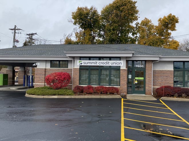 Summit Credit Union opened its first full-service location in Wauwatosa at 7600 W. Bluemound Road.