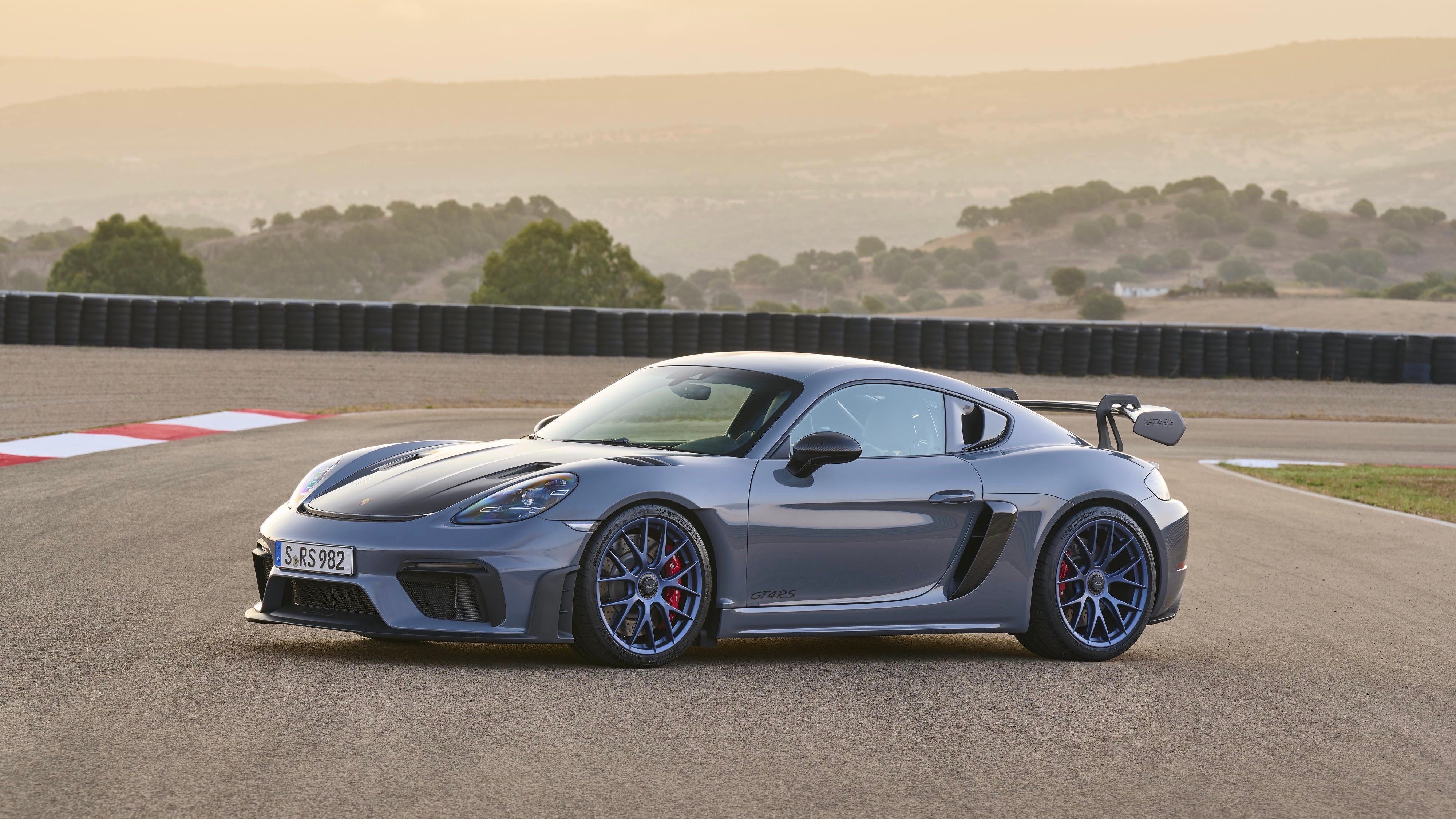 2022 Porsche 718 Cayman GT4 RS Clubsport