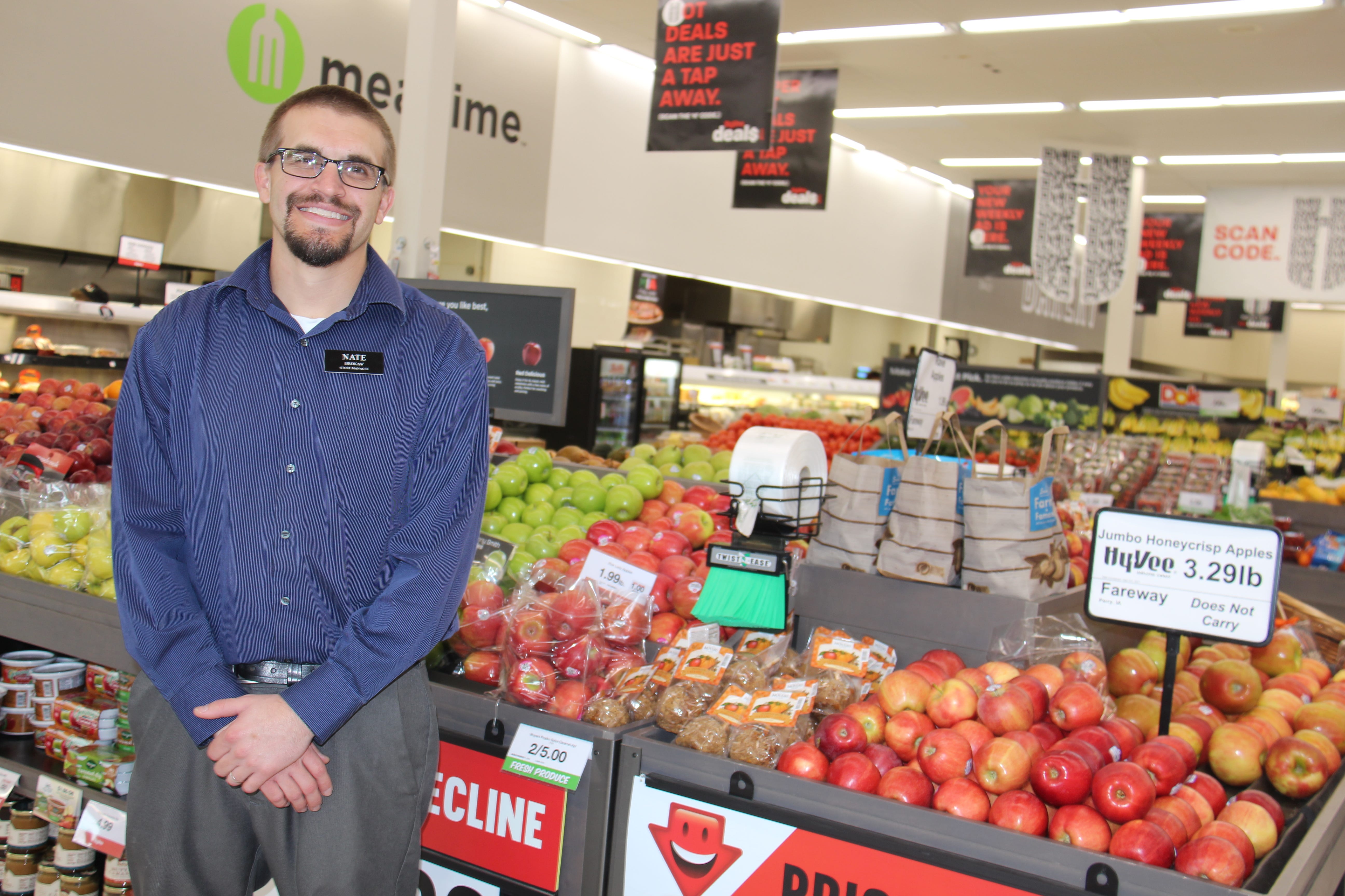 Reasons why shoppers love their HyVee grocery store
