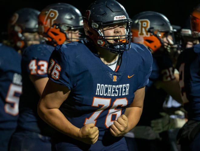 IHSA football: Linemen help Rochester prepare for state semi vs. SHG