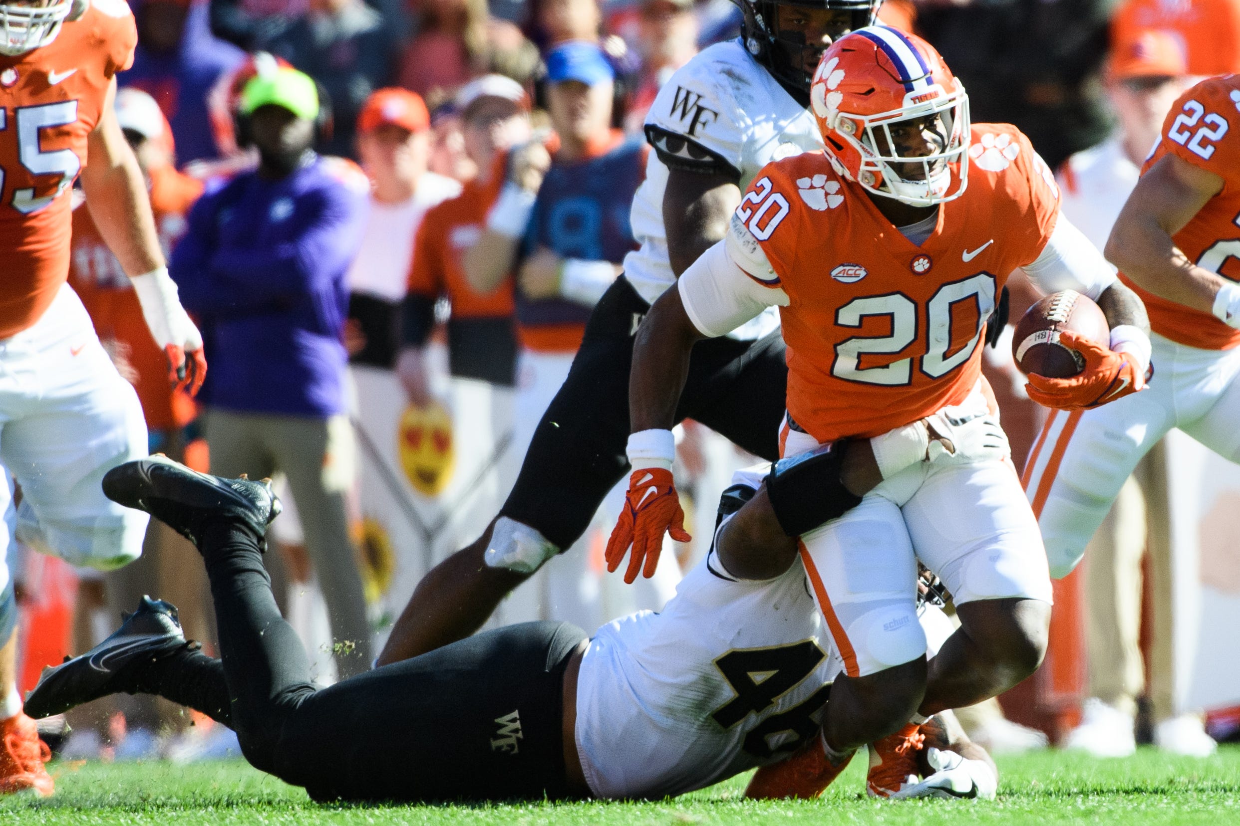 live-updates-clemson-overpowers-wake-forest-keeps-acc-hopes-alive