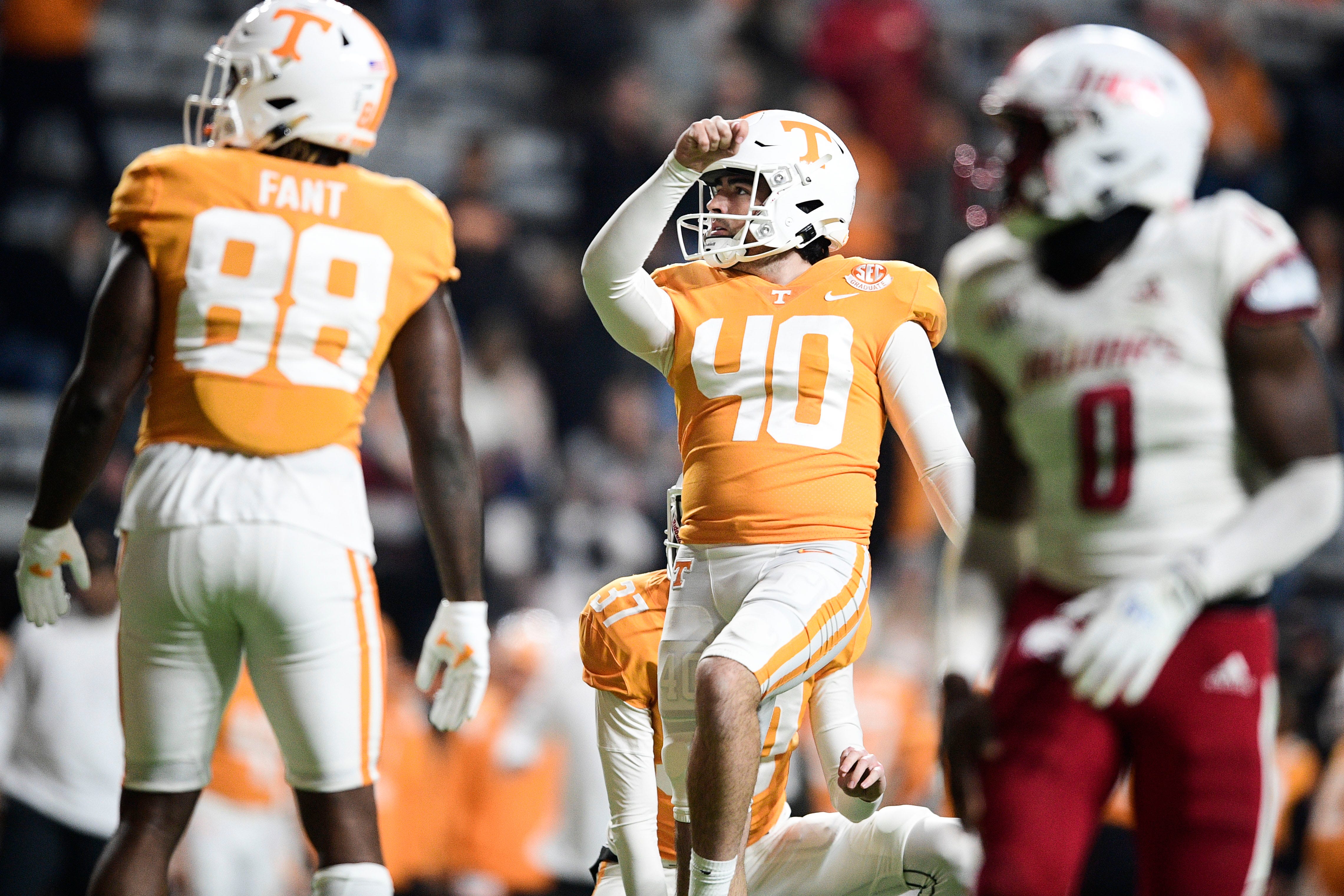 Tennessee football kicker Chase McGrath returning next season