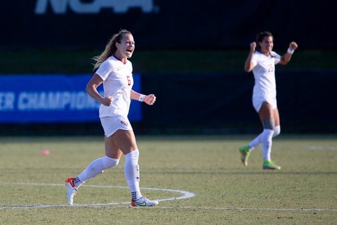 It took 99 minutes, but a goal from FSU’s transfer Beata Olsson purchased Mark Krikorian’s team their 11th ticket to the College Cup in 17 years after FSU shut out No. 9 Michigan 1-0.