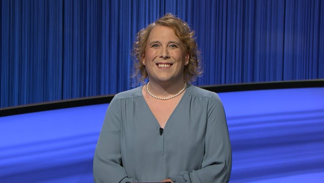 Amy Schneider competes on "Jeopardy!"
