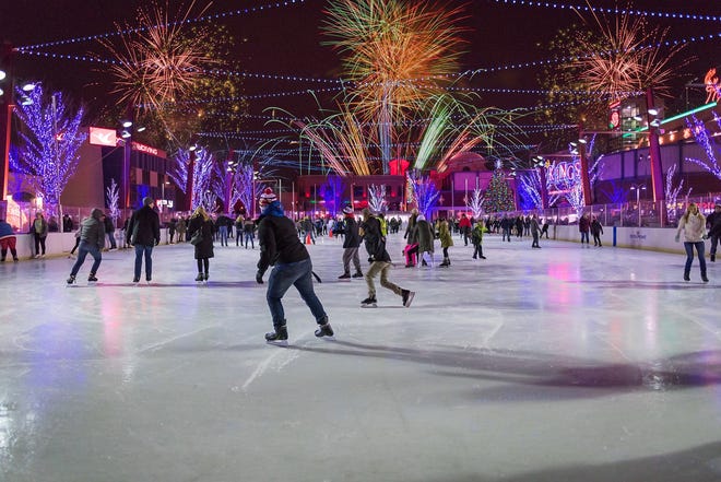From ice skating at the Chicago Wolves Ice Rink to bowling at Kings Dining & Entertainment, there’s something in Rosemont for everyone.