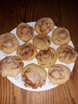 The results of the new recipe for cinnamon roll cookies Lovina made look scrumptious!
