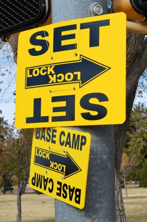 el conjunto de "el cerrajero" en la esquina de Solano Drive y Avenida Madrid el martes 23 de noviembre de 2021.