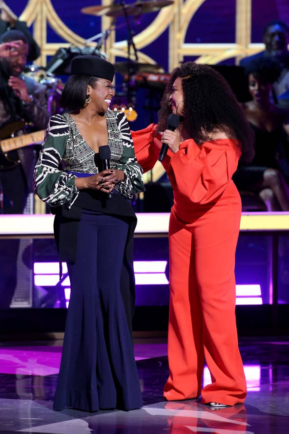 Soul Train Awards: Ashanti, Ari Lennox perform, Maxwell honored