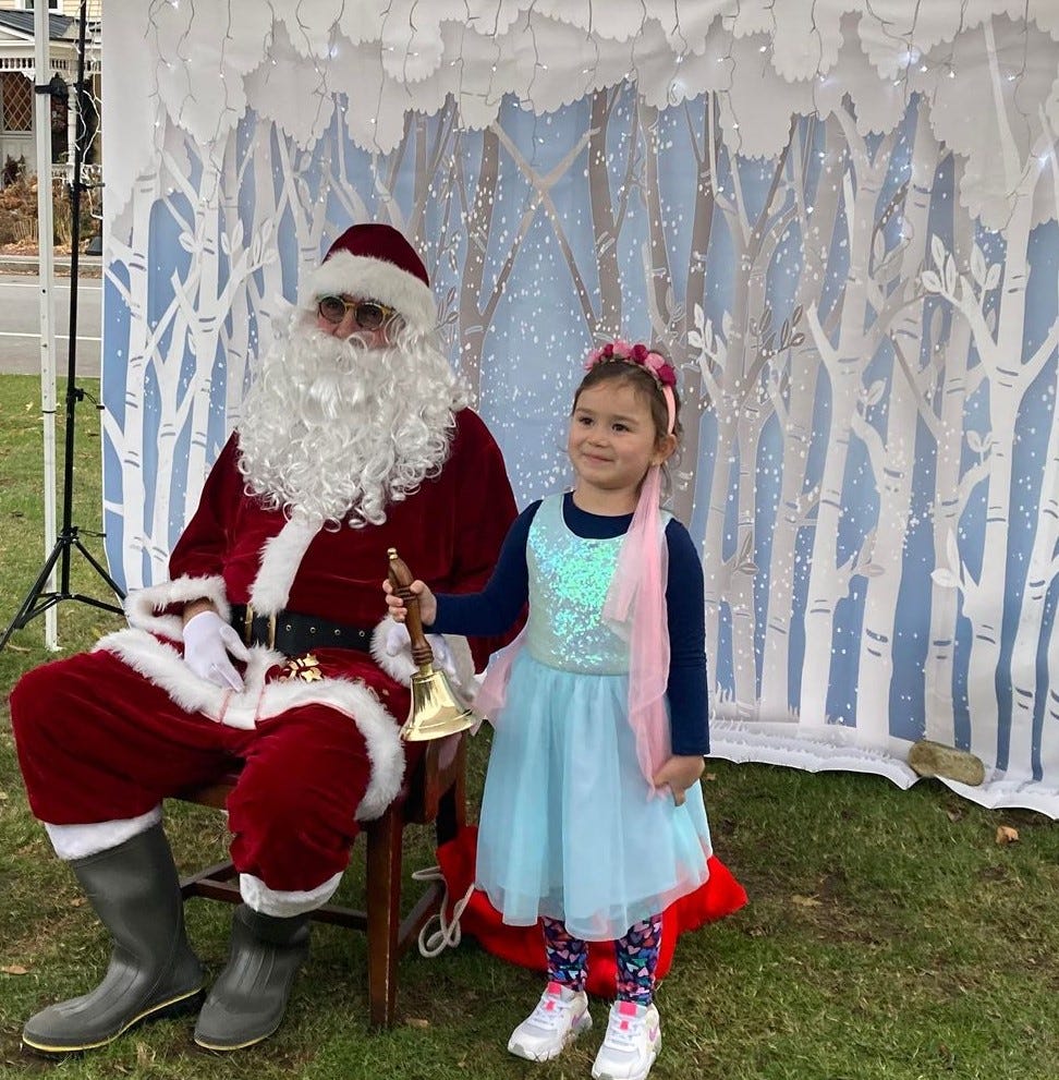 Westford celebrates treelighting; events set in Chelmsford, Littleton