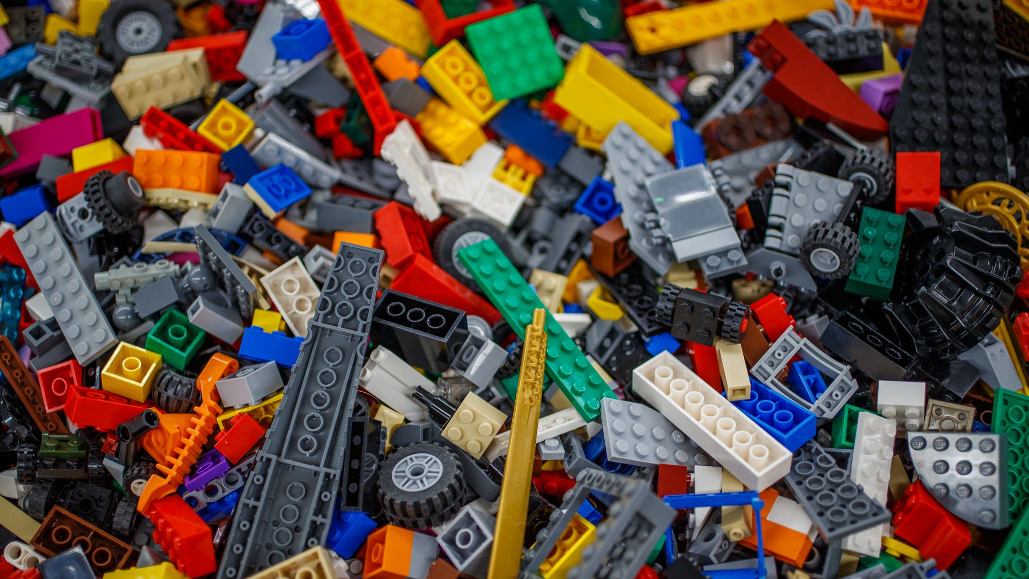LEGO announces plans to build $1B central plant