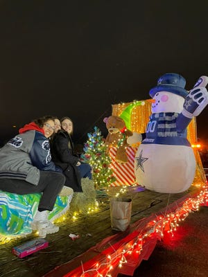 The Stephenville High School Choir created its first float for Saturday's Christmasville Light Parade. Choir members helped garner in the holiday season as they prepare for their upcoming Christmas concert on Dec. 9.