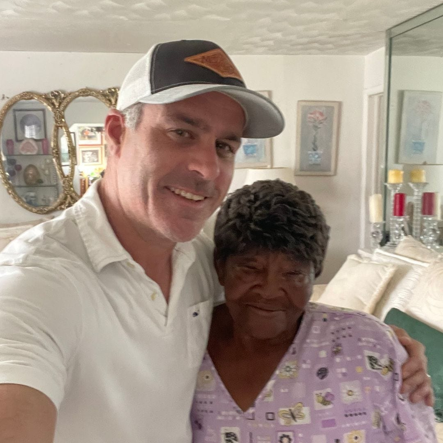 "Mike from Rhode Island" and "Gladys from Florida" recently met for the first time.