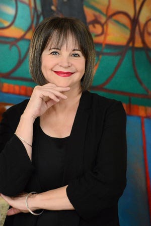 Cindy Williams will take the stage at the Rio Grande Theatre in a one-woman show, “Me, Myself & Shirley” for a limited three-show engagement Feb. 4 and 5, 2022.