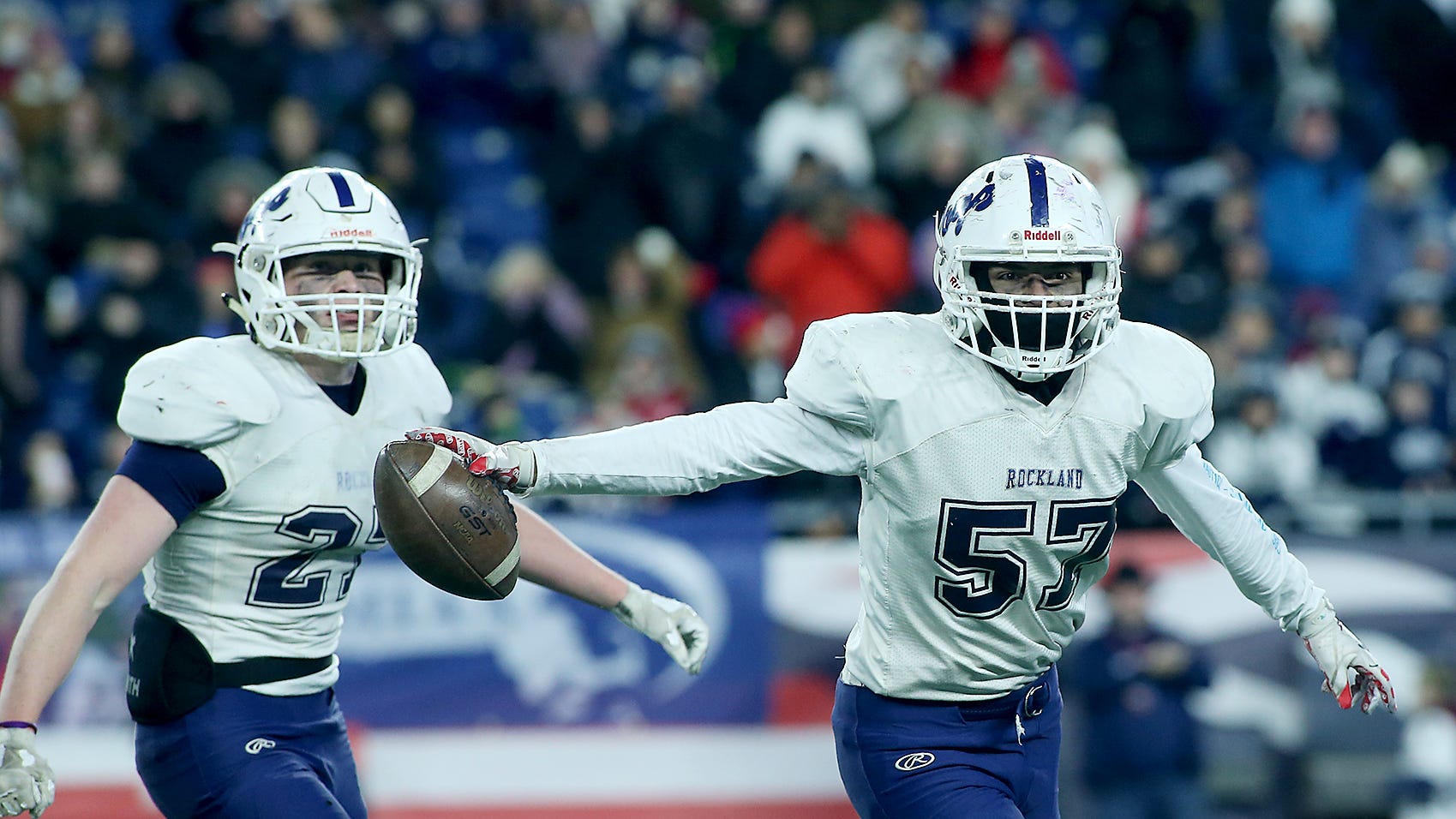 HIGH SCHOOL FOOTBALL: Pinheiro, Coulstring get defensive in Rockland's Super Bowl win