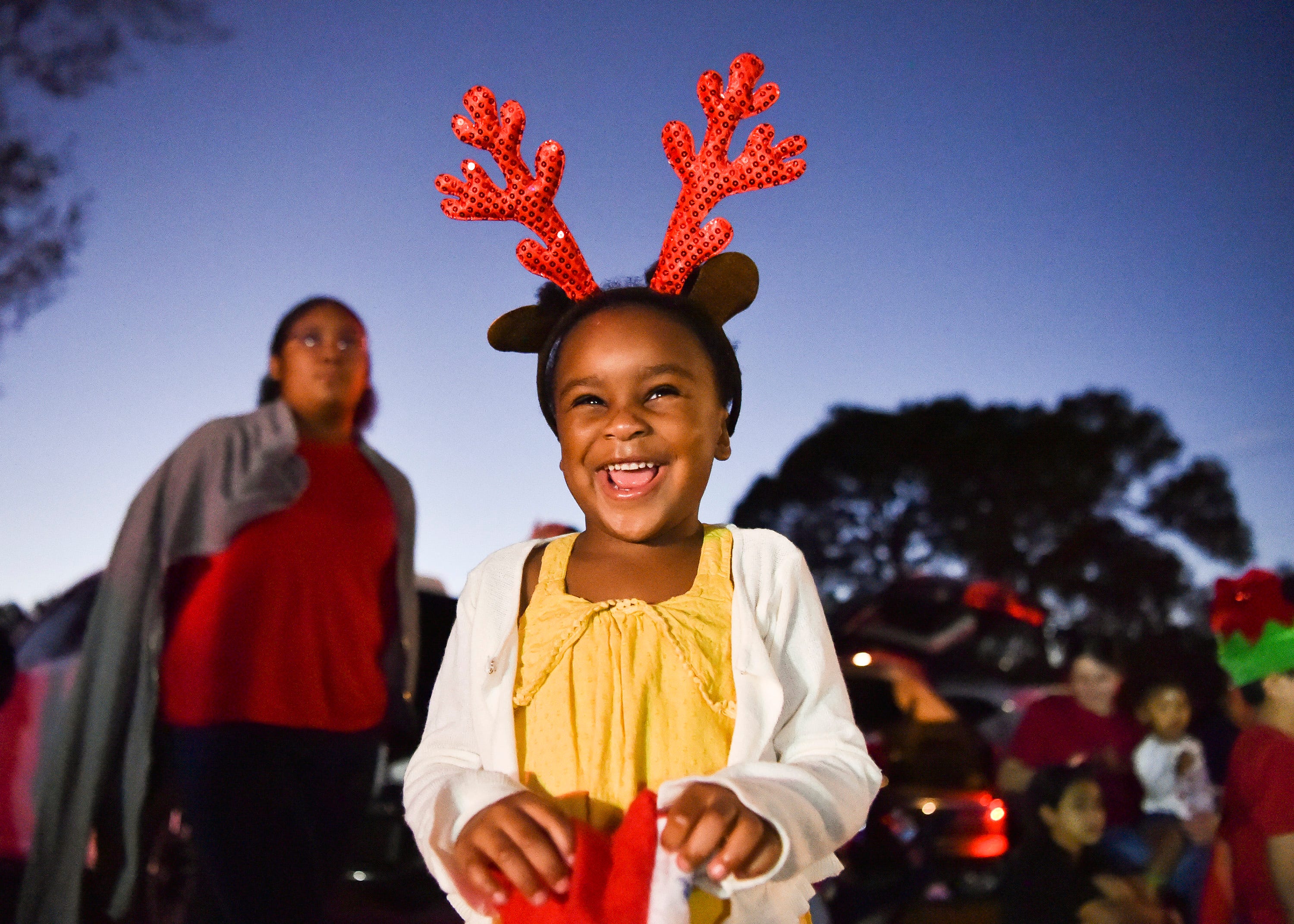 Indiantown Christmas Parade 2022 The Indiantown Christmas Parade Delights Crowd With Lights And Cheer