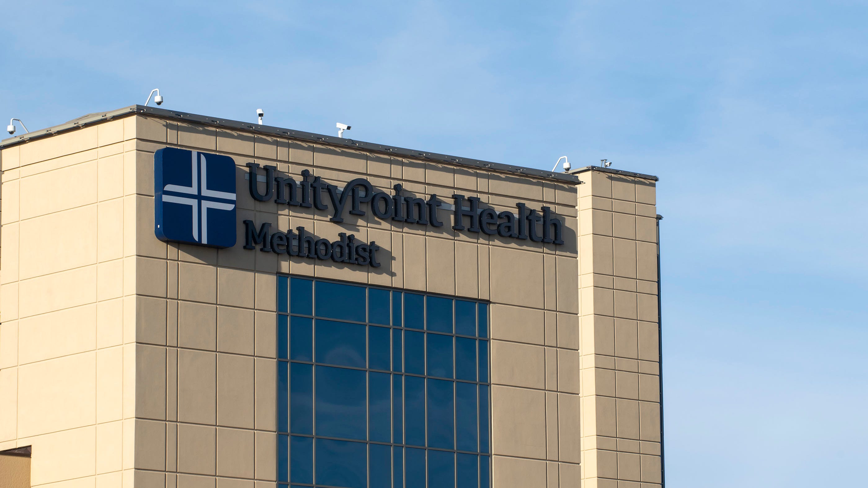 UnityPoint considers selling Peoria operations to Carle Health