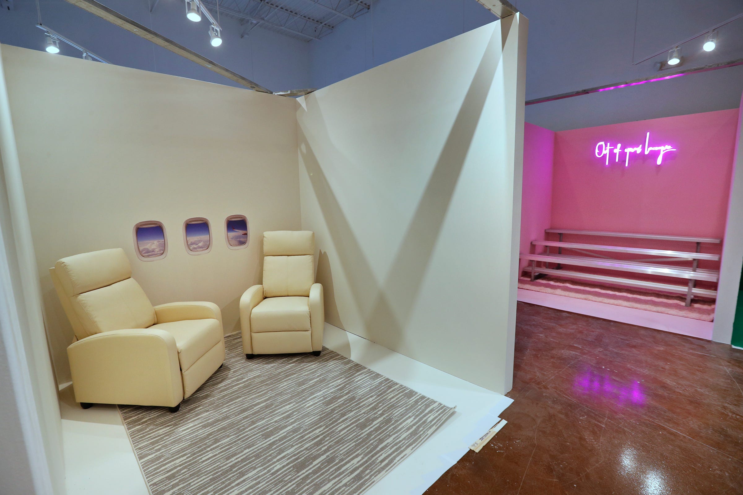 Selfie Wrld opens in Indianapolis with wild backgrounds for your Insta