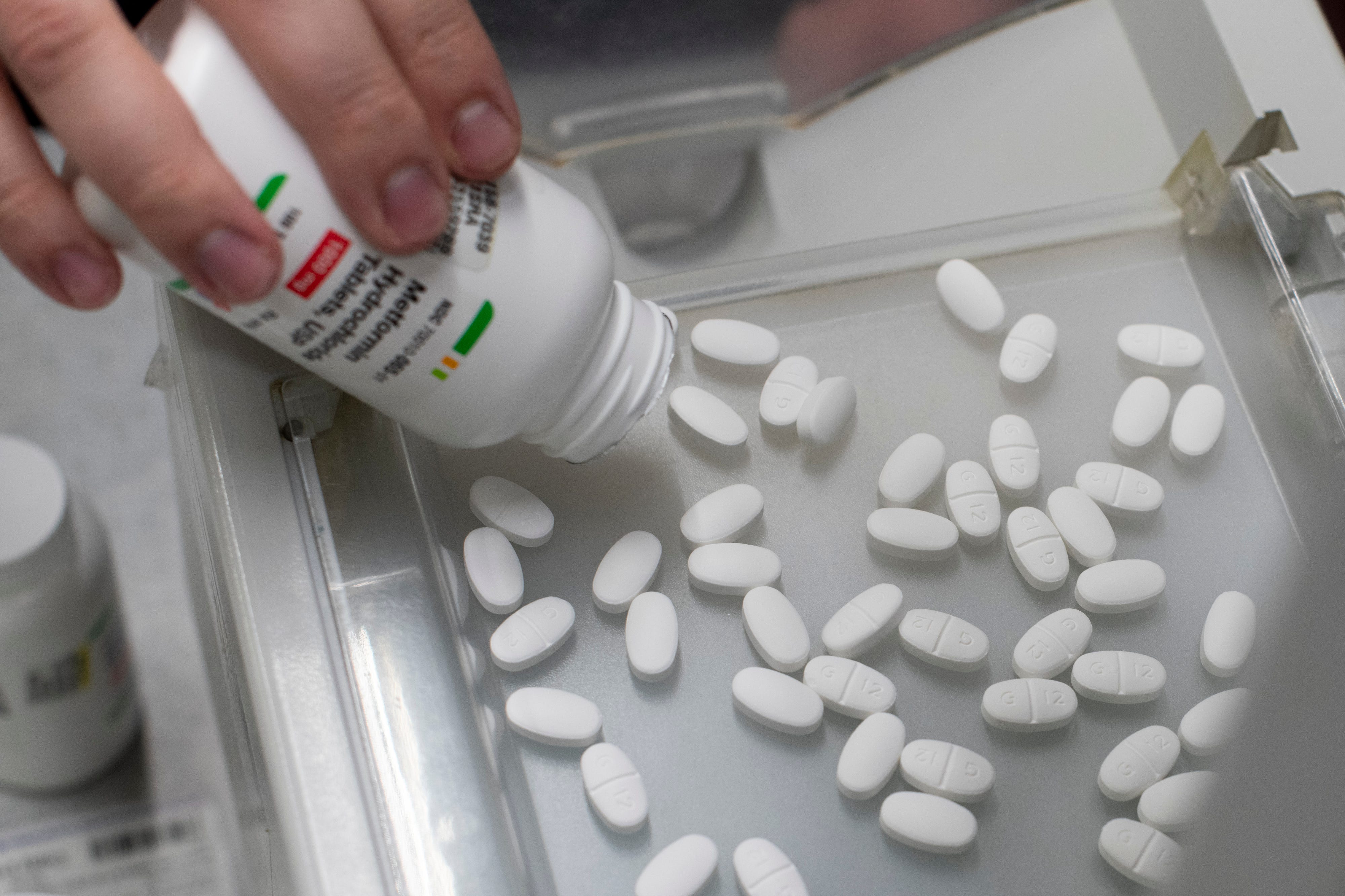 Akorn voluntarily recalls 70 human and animal drugs following