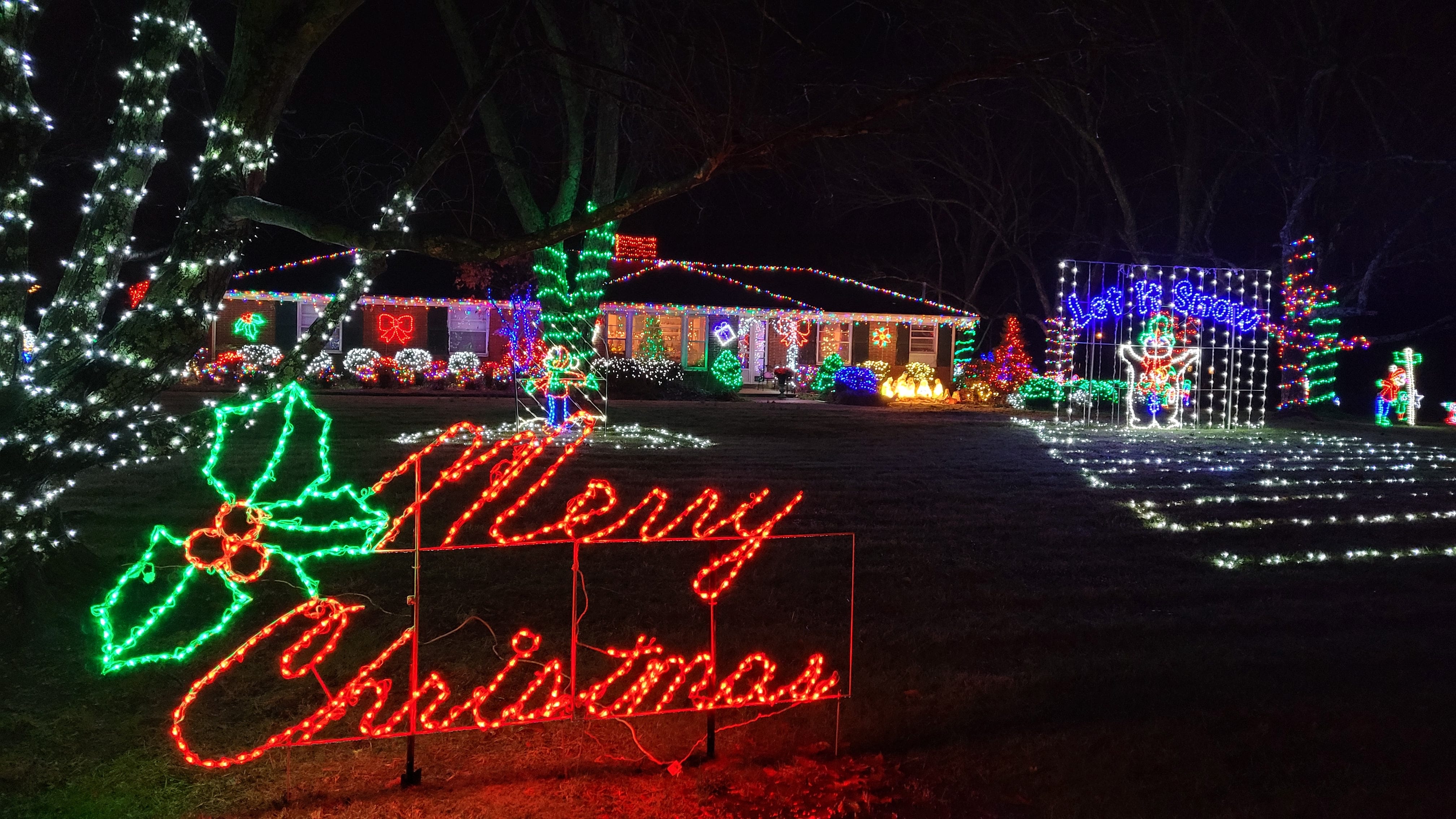 Lake Lainer Christmas Lights 2022 Clarksville's Original Christmas Lighting Contest Winners