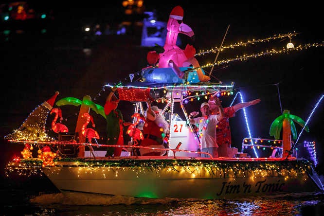 Boca Raton Christmas Boat Parade 2022 Boat Parades: See Many Christmas Lights In Boca Raton's Boat Parade