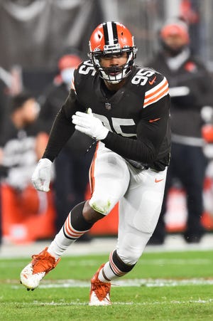 Browns defensive end Myles Garrett suffered a groin injury during a 16-14 loss to the Las Vegas Raiders on Monday and is in danger of missing Saturday's game at the Green Bay Packers. [David Richard/Associated Press]