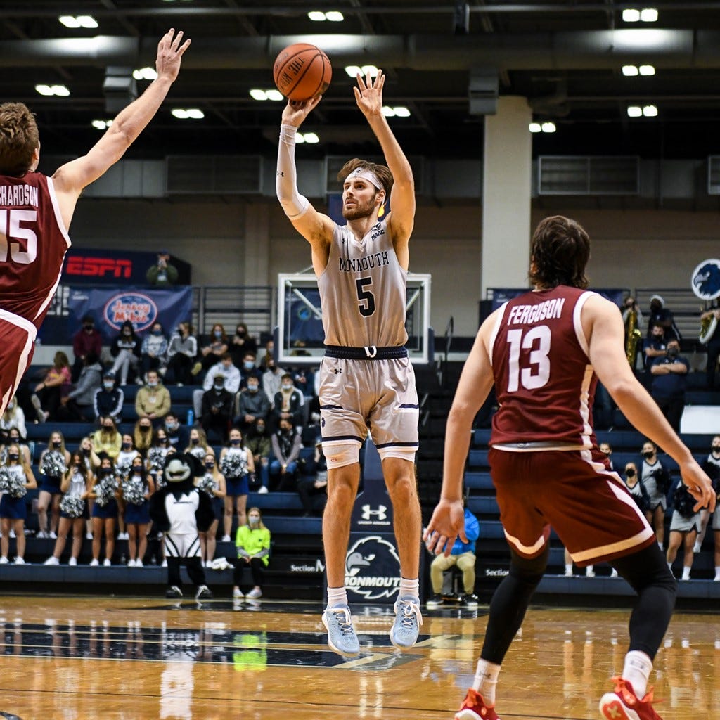 Monmouth basketball tops Colgate, 77-66; George Papas hits for 30 as Hawks go to 10-2