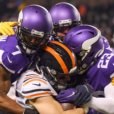 The Vikings defense clamped down on the Bears on M
