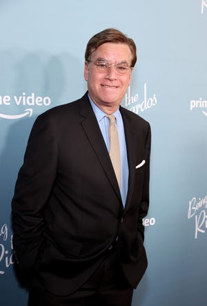 Aaron Sorkin enfrenta una reacción violenta por sus decisiones de selección para "Ser Ricardos."