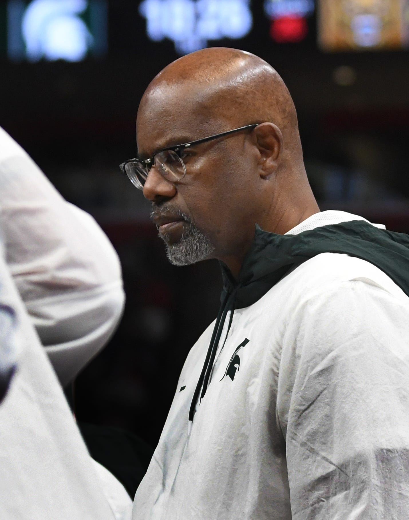 Mike Garland dari Michigan State bersandar pada iman selama masalah jantung putranya