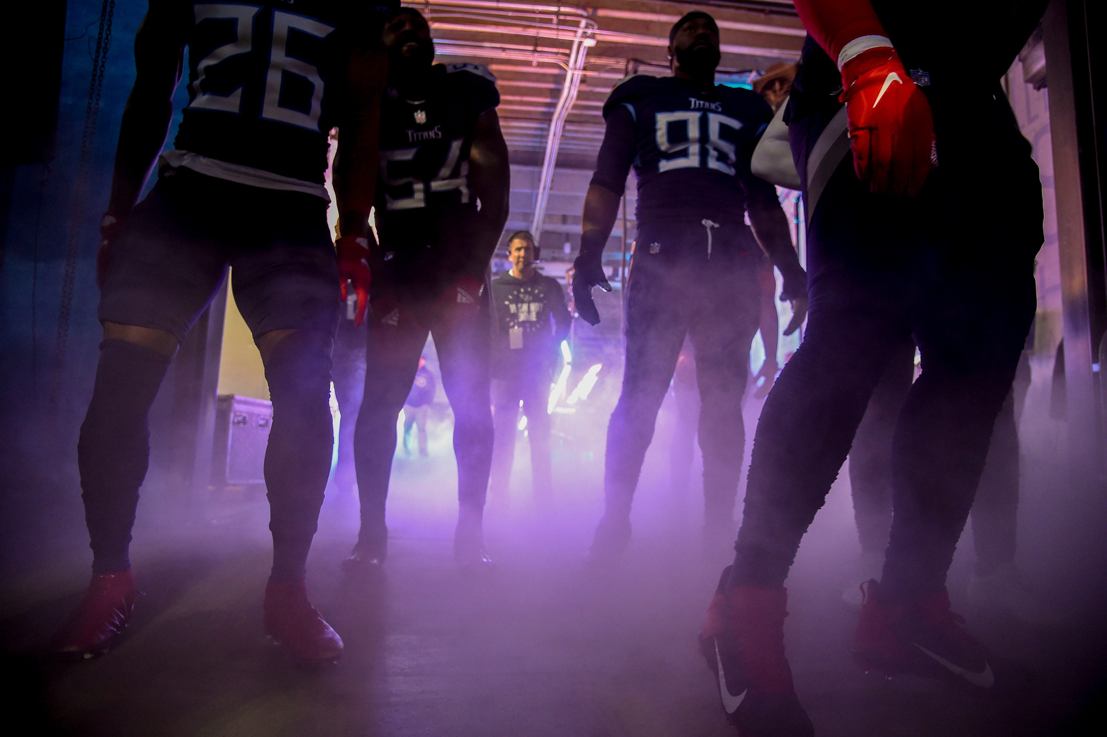 Miami Dolphins vs. Tennessee Titans picks, predictions NFL Week 17