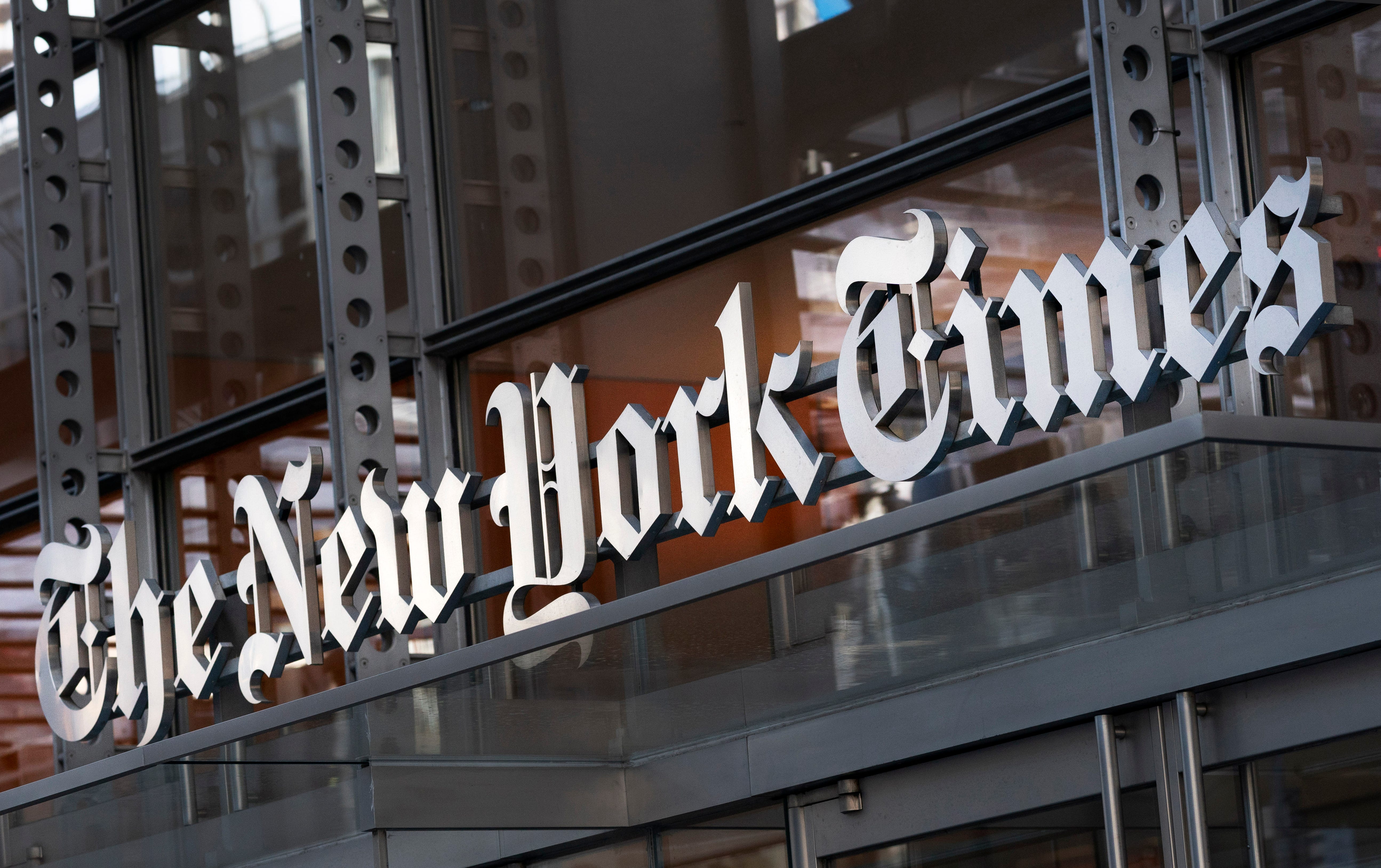 Hakim menegakkan putusan terhadap NYT atas memo Project Veritas
