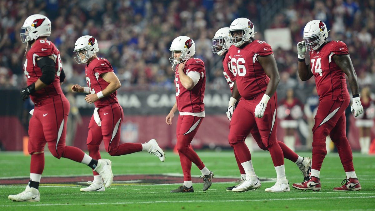 Arizona Cardinals kicker Matt Prater reacts after missing a field goal in the first half against the Indianapolis Colts.