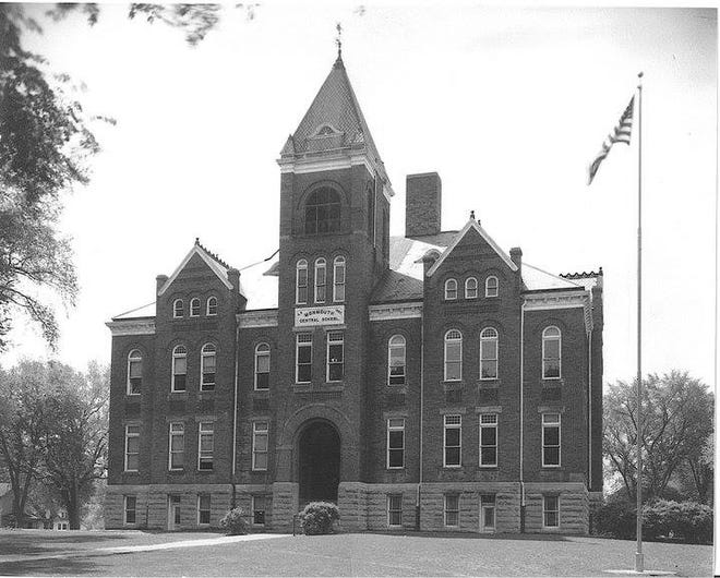 Built in 1888, Monmouth’s Central School was the site of the 1928 Warren County Final and Scholarship Examinations. At the time, the school, located at 401 East Second Ave., housed grades 1-6. It later became a junior high and was replaced by a modern junior high building in 1960.