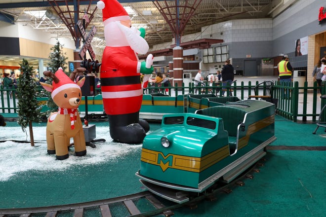 An iconic centerpiece to the Beaver Valley Mall's food court, the Marucci Bros. Inc. Beaver Valley Express Train completed its final laps on December 31, 2021.