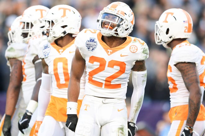 Tennessee defensive back Jaylen McCollough (22) reacts after a play at the 2021 Music City Bowl NCAA college football game at Nissan Stadium in Nashville, Tenn. on Thursday, Dec. 30, 2021.