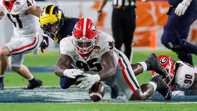 "Experts" Give Mixed Grades for Packers First Round Selections 6 USA Today apparently wanted the Packers to take a wide receiver